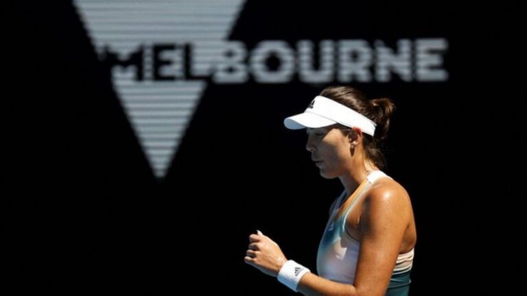 Goodbye, Garbiñe: No. 3 Muguruza bows out at Australian Open