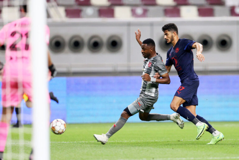 الدحيل يطمع بالفوز في مواجهة العربي الباحث عن تصحيح المسار
