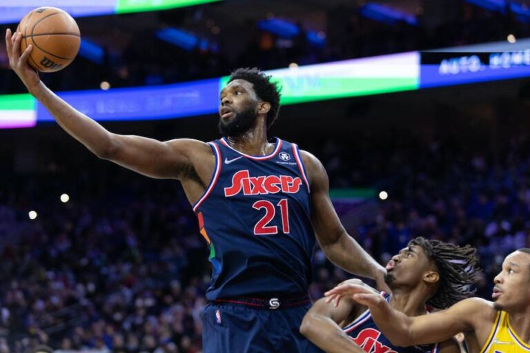 76ers rout short-handed Lakers, Warriors beat Timberwolves