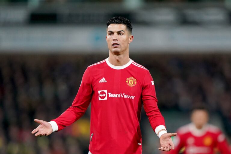 No Ronaldo as Salah joins Messi, Lewandowski for FIFA award
