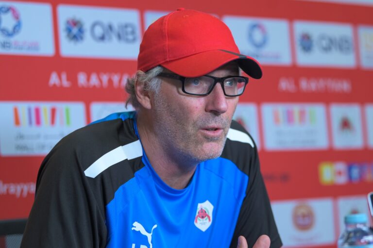 لوران بلان: نعاني من غياب 14 لاعباً قبل مواجهة أم صلال
