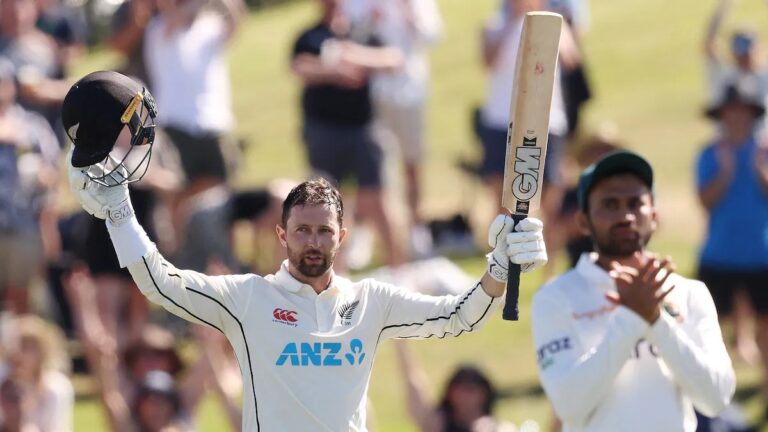Conway ton anchors New Zealand in 1st Bangladesh Test