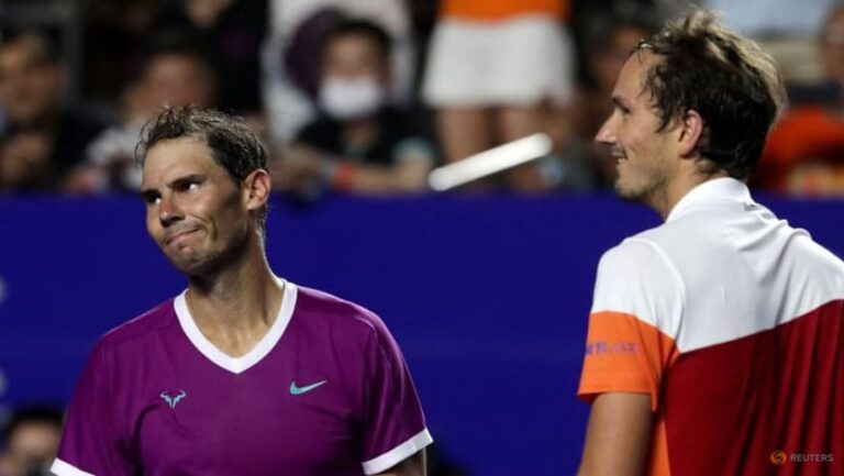 Nadal holds off Medvedev to reach Acapulco ATP final