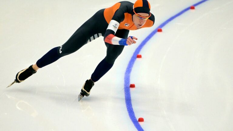 Dutch speed skater Wust is first to win at five Olympics
